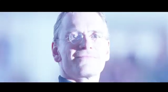 מייקל פסבנדר בתור סטיב ג׳ובס